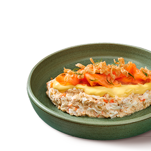 Ensaladilla de salmón ahumado y holandesa