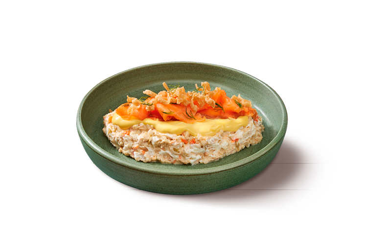 Ensaladilla de salmón ahumado y holandesa